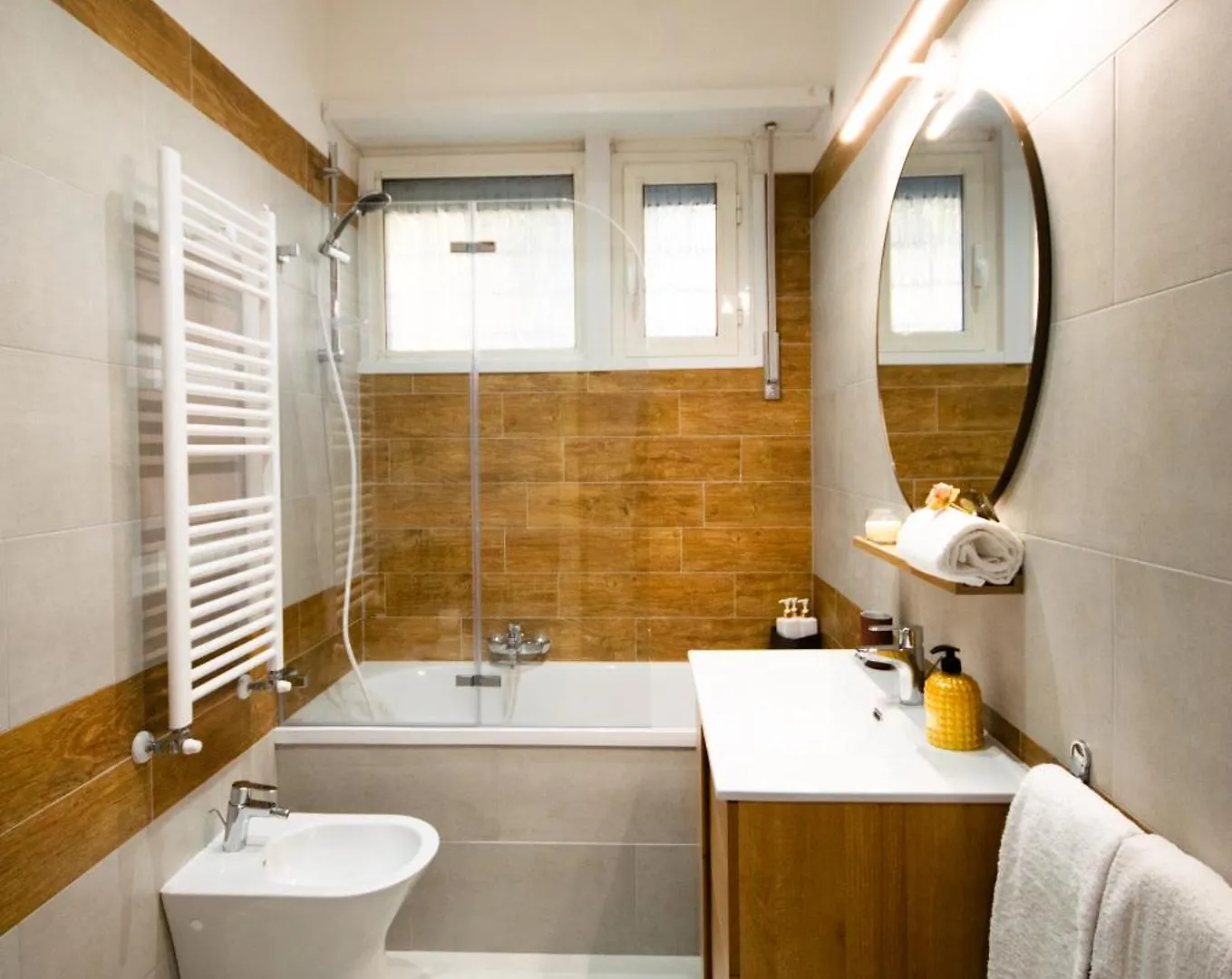 Mbs Marconi Bridge Suites Guest House Rome Italy